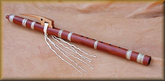 Grand-Father-Style-Flute-Red-wood-0001.jpg (31456 bytes)