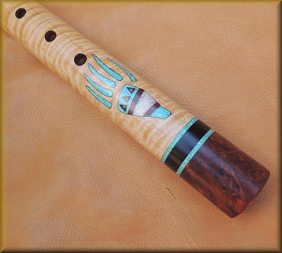 Polar_Bear_Flute-04.jpg (48385 bytes)