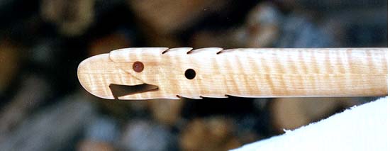 mapledrone2.jpg (19370 bytes)